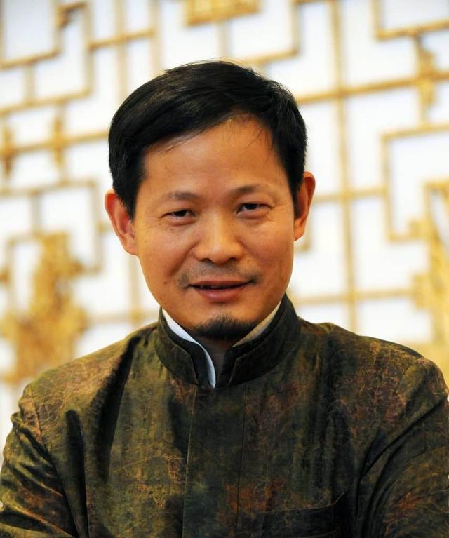 他17岁上中国人大，28岁赚500万元，39岁身家15亿，凭啥（李想简介）