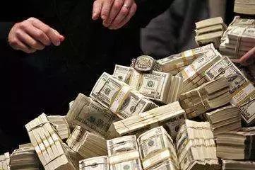 “美元”不用“dollar”，那用什么？（us是什么币种）