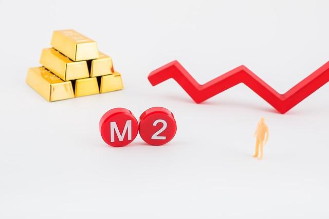 三百万亿的里程碑：广义货币M2的历史性突破及其影响（m2广义货币货币资讯）