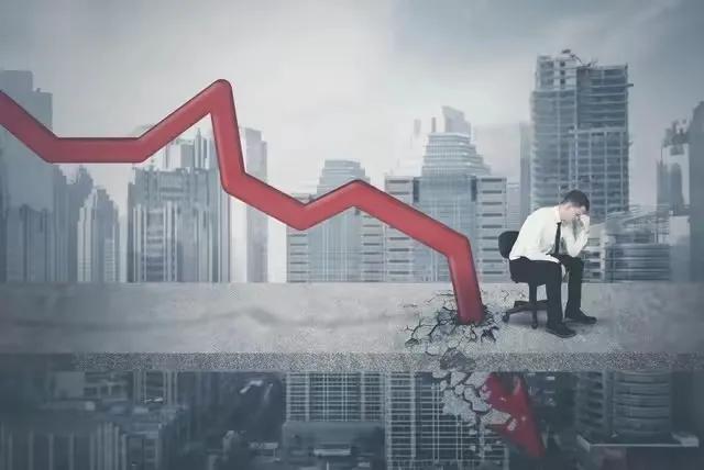 突发暴跌！人民币面临巨大压力，出口复苏的趋势不会中断（人民币最新消息货币资讯）