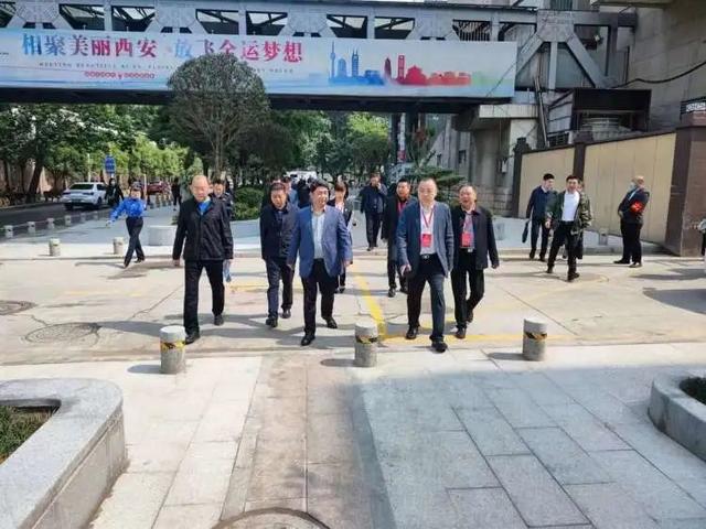 碑林区人大常委会对城市精细化管理工作进行专题视察（何文）