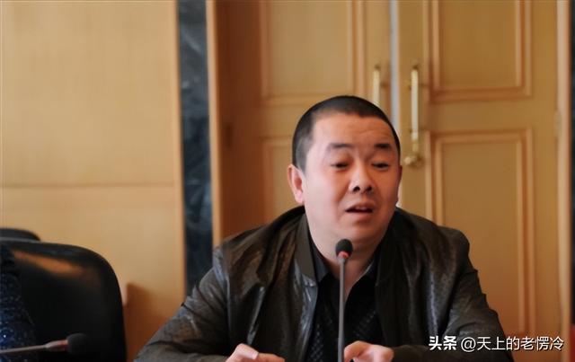 杨建新-山西百圆裤业有限公司董事长（杨建新）
