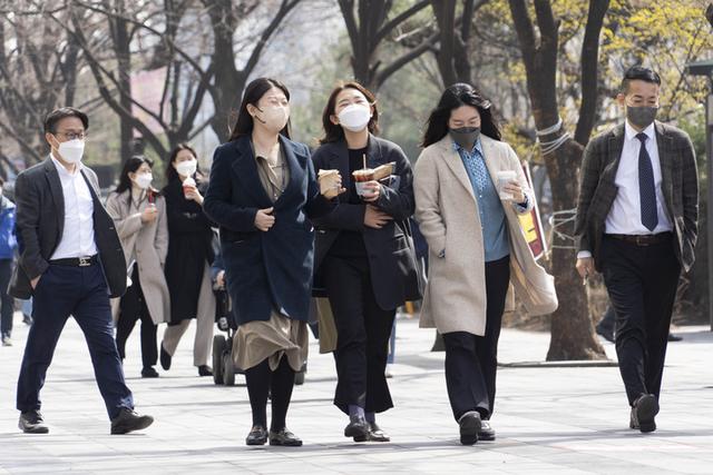 韩国央行连续八次维持利率不变（韩国银行货币资讯）