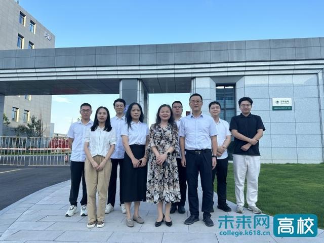 上海电力大学总会计师张川访问国网自贡供电公司（张川）